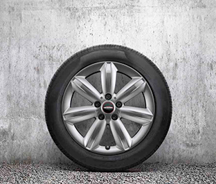 Light Alloy Wheel Star Spoke 539 In Bright Silver Metallic