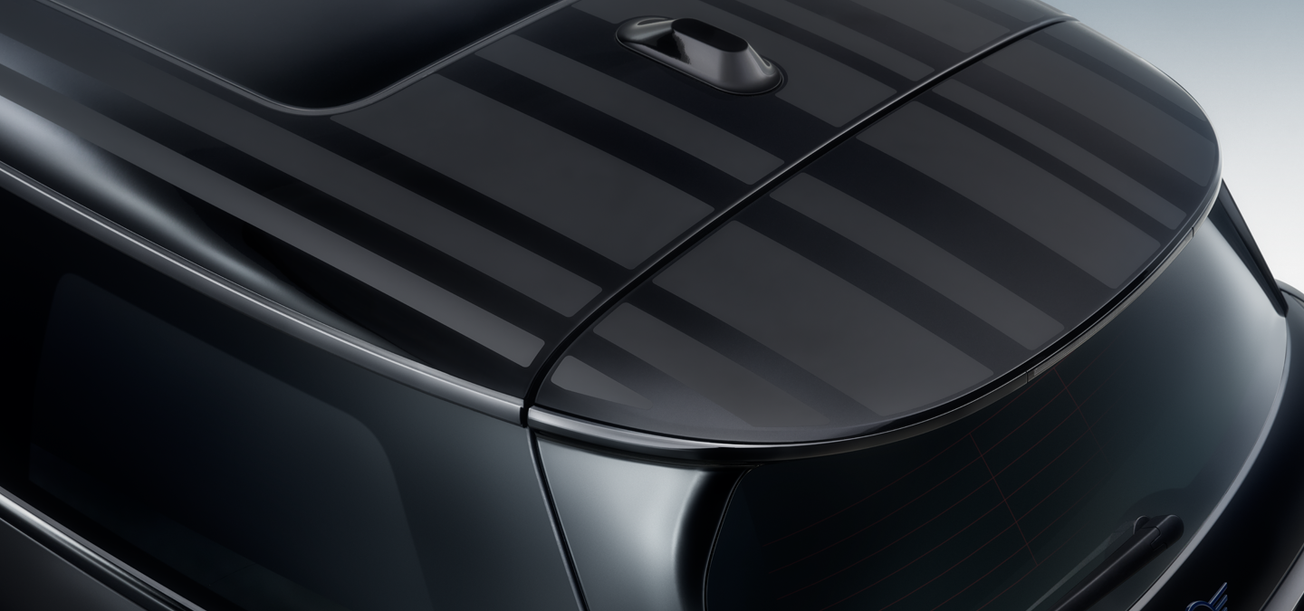 Close top shot of the MINI Paul Smith Edition Black Contrast Roof with unique stripe interpretation.
