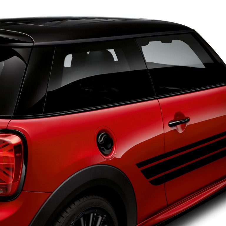 MINI – black waistline fnisher – side decals 