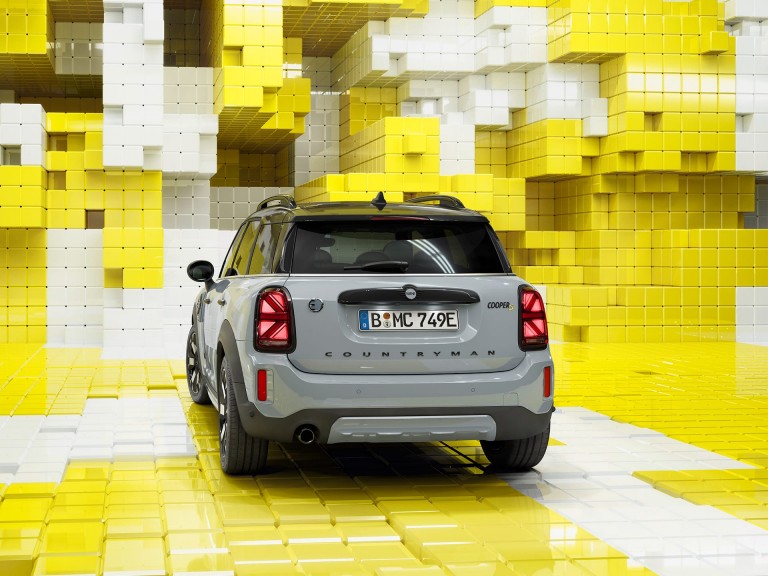 MINI Countryman Untamed Edition Plug-In Hybrid – side – charging