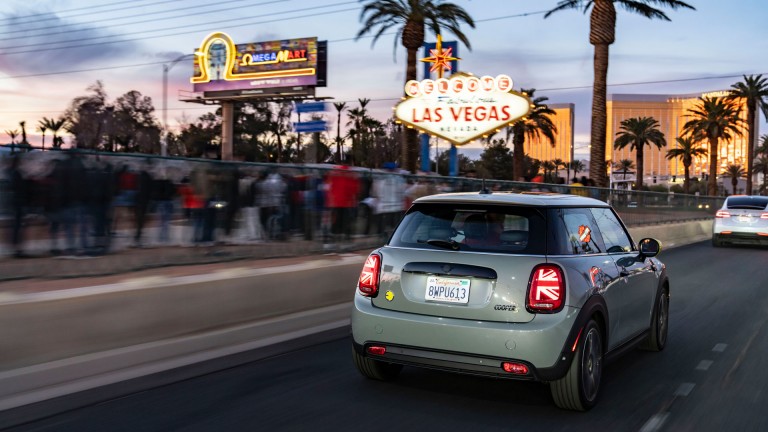 Mini emobility – LA to Las Vegas – mini electric